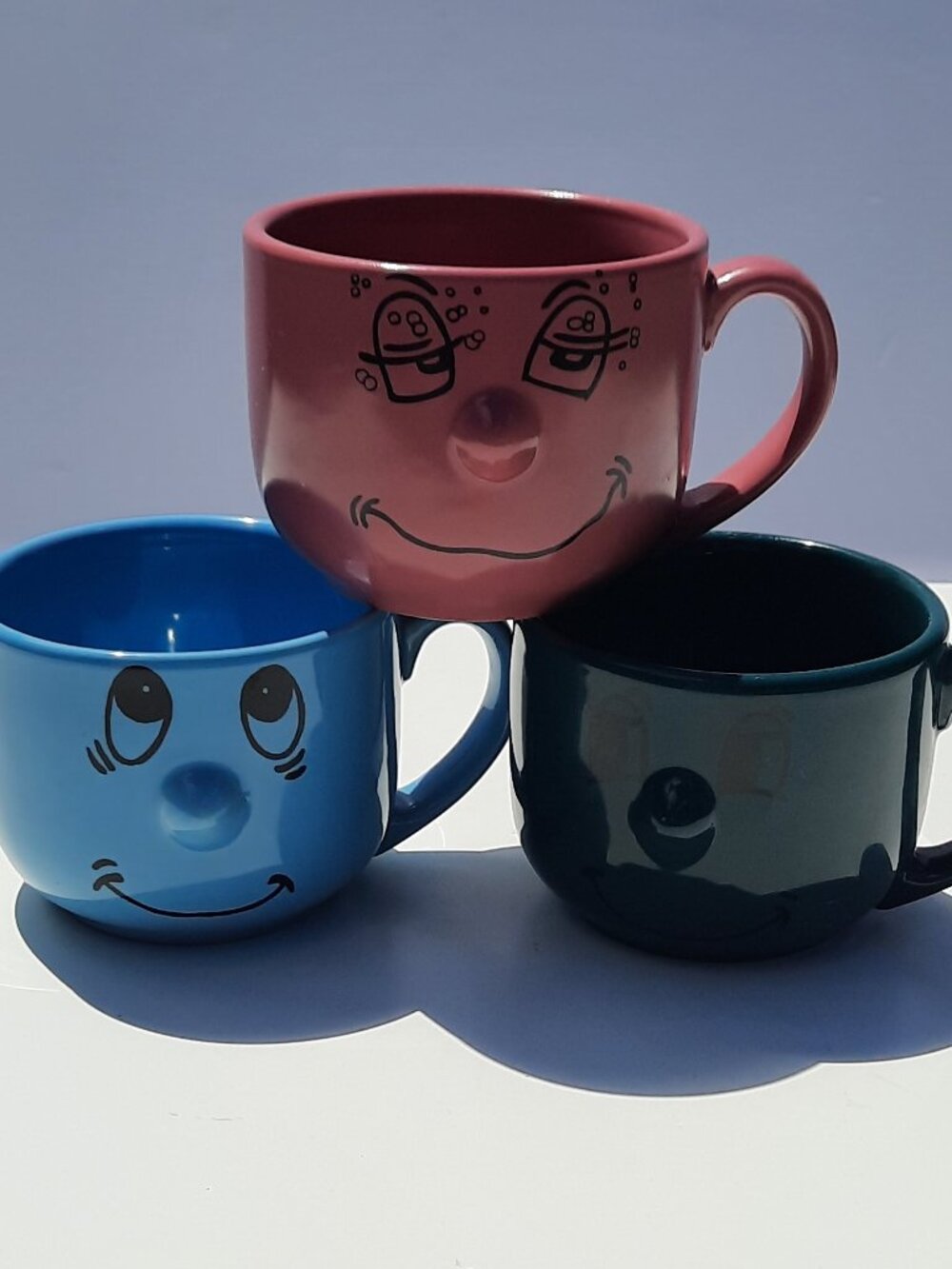 3 Vtg LivingWare Collection Funny Smiley Faces Mugs 3D Nose Set